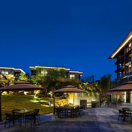 Hotel Indigo Suzhou Yangcheng Lake, an IHG Hotel Bagian luar foto
