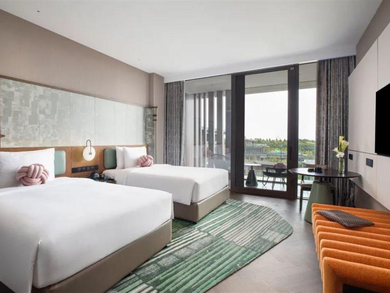 Hotel Indigo Suzhou Yangcheng Lake, an IHG Hotel Bagian luar foto