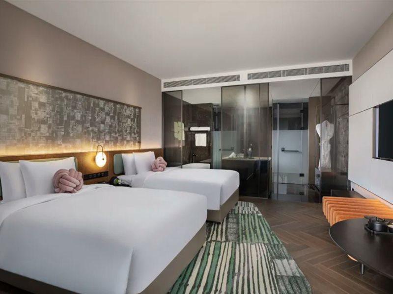 Hotel Indigo Suzhou Yangcheng Lake, an IHG Hotel Bagian luar foto