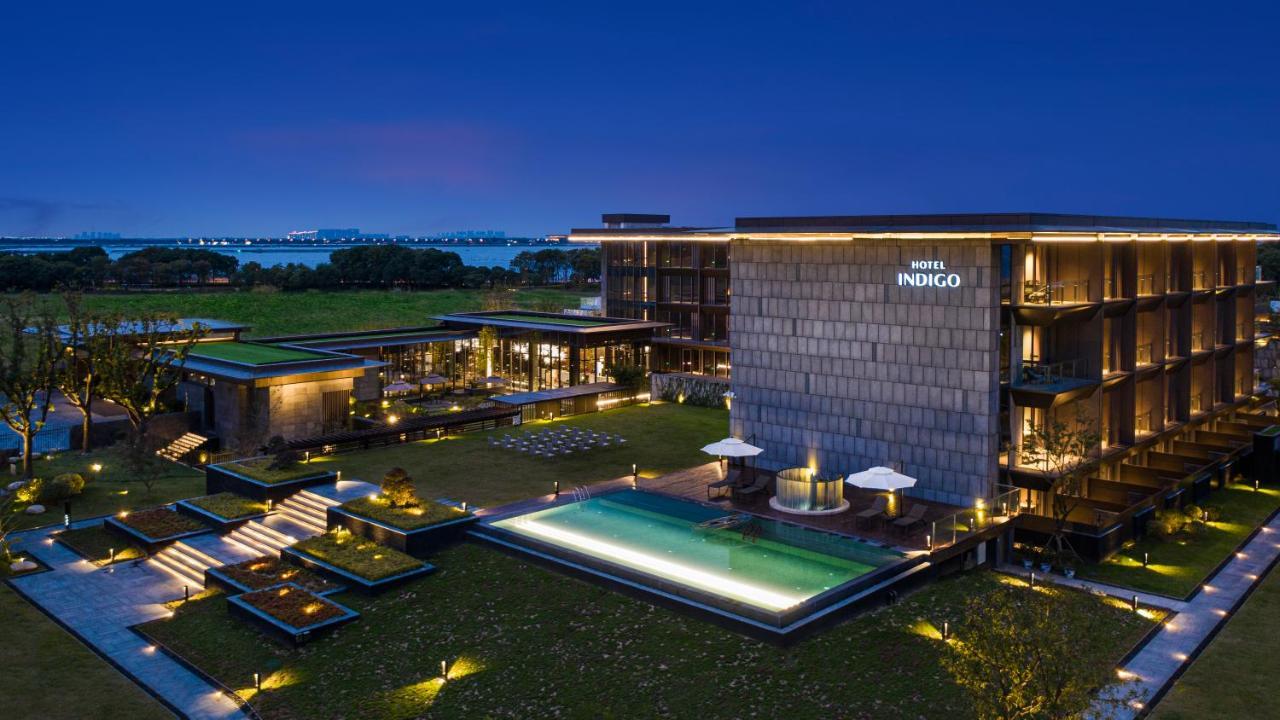 Hotel Indigo Suzhou Yangcheng Lake, an IHG Hotel Bagian luar foto