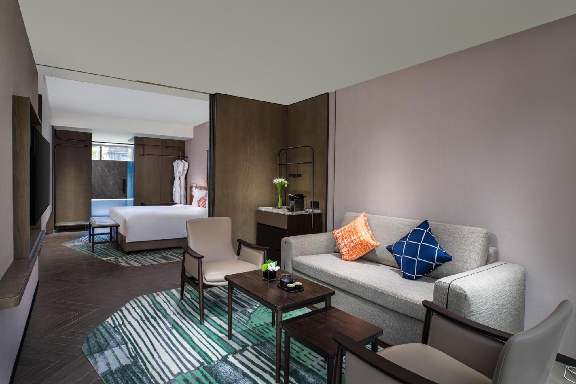 Hotel Indigo Suzhou Yangcheng Lake, an IHG Hotel Bagian luar foto