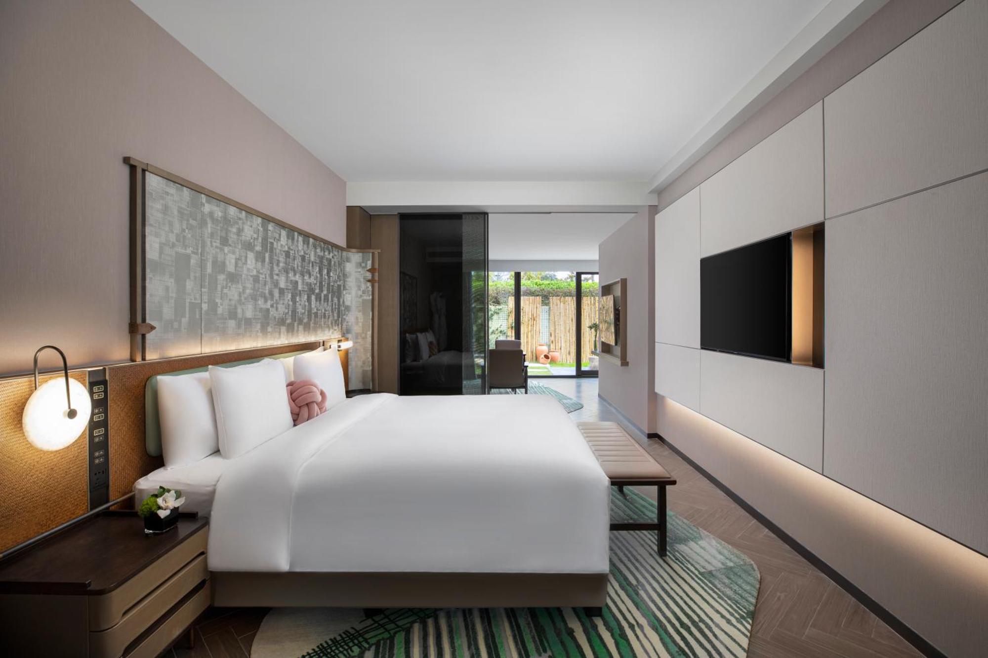 Hotel Indigo Suzhou Yangcheng Lake, an IHG Hotel Bagian luar foto