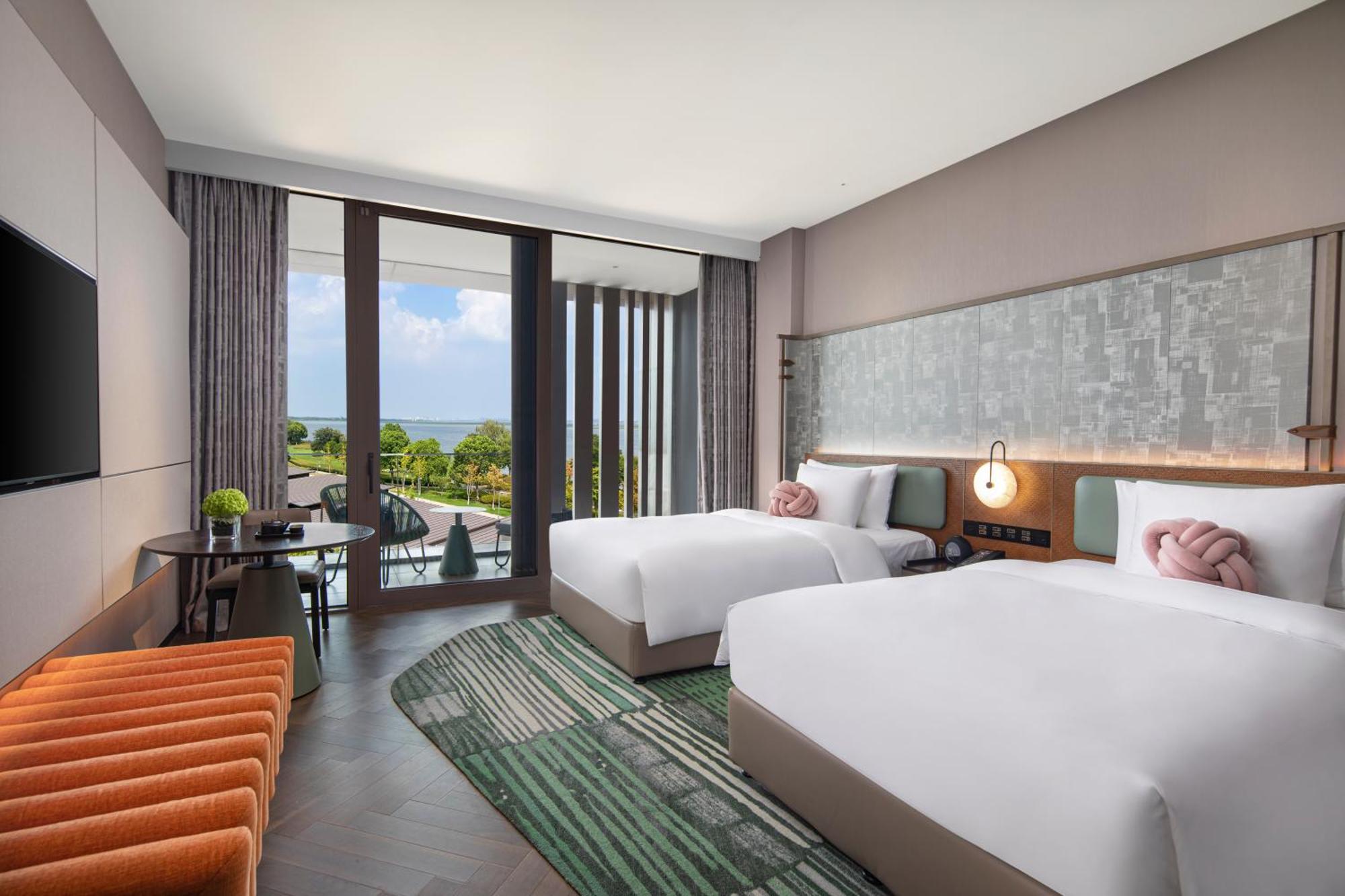 Hotel Indigo Suzhou Yangcheng Lake, an IHG Hotel Bagian luar foto