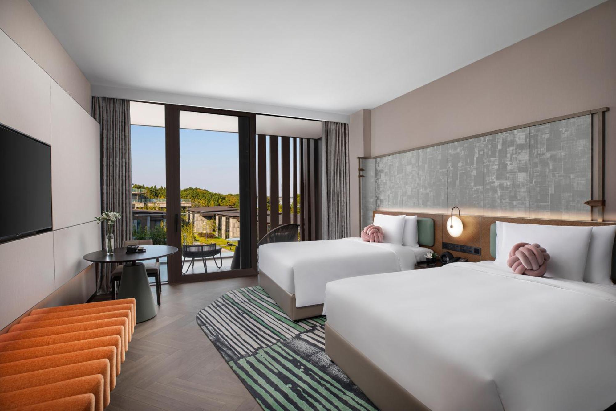 Hotel Indigo Suzhou Yangcheng Lake, an IHG Hotel Bagian luar foto